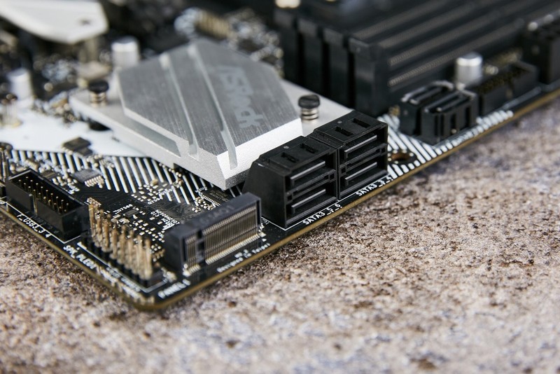 六年磨一剑，英雄联盟动画开播|LOL主板推荐