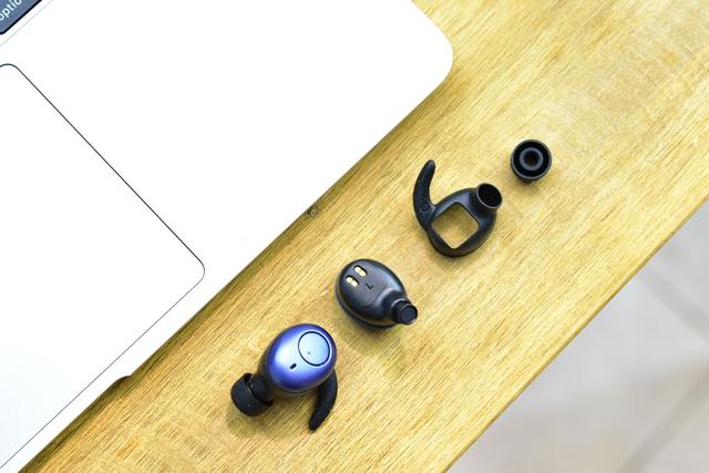 韩系大佬爱欧迪CX7真无线耳机评测，HIFI底蕴必主音质