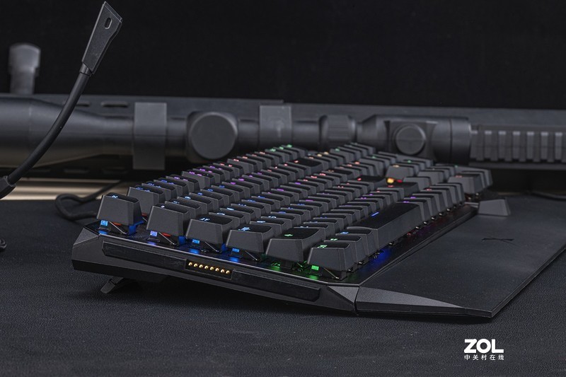 不止光轴，不要墨守成规，血手幽灵机械键盘新品赏析