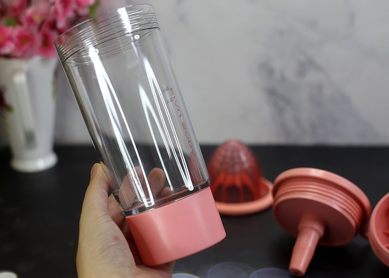 夏日里的健康饮品，一起来做鲜果气泡水吧