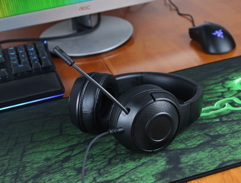 2021耳机选购指南：4个常识+6大误解，一篇读懂