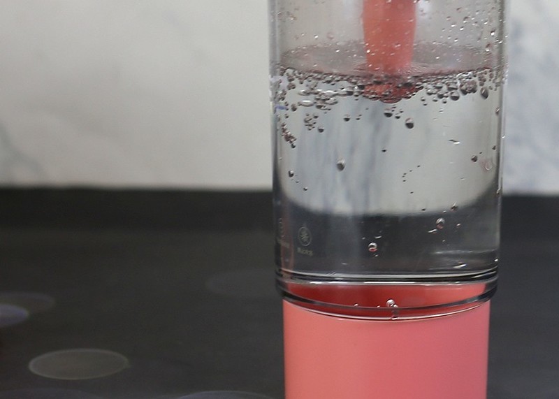 夏日里的健康饮品，一起来做鲜果气泡水吧