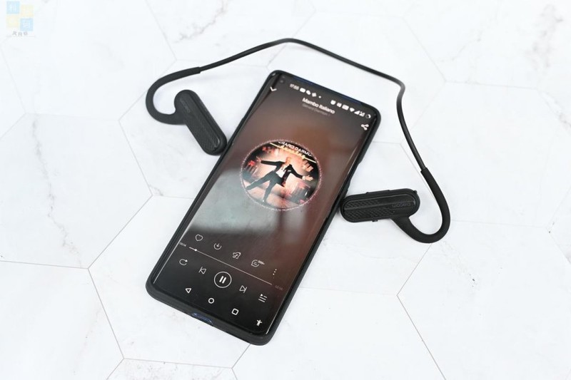 摆脱束缚，随时畅听好音乐，Dacom AirWings mp3体验