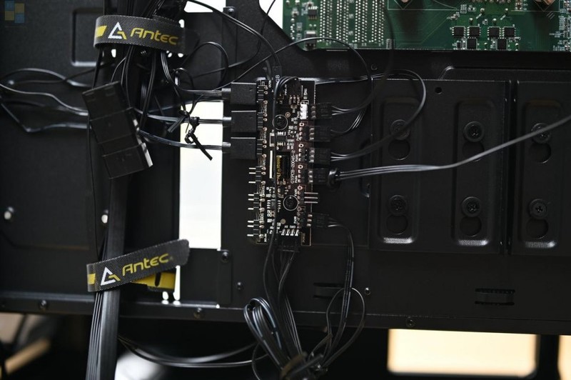 更可靠的中端机电组合，轻松升级高性能硬件，风行者DF700配NE850开箱体验