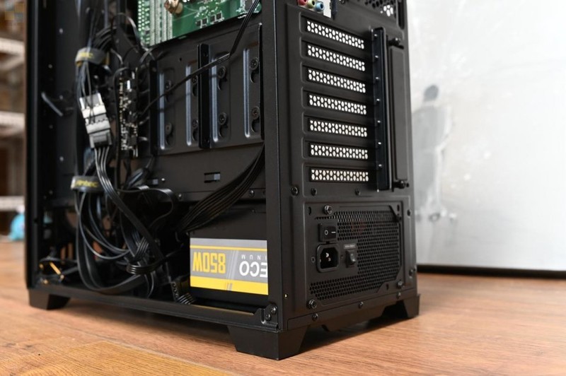 更可靠的中端机电组合，轻松升级高性能硬件，风行者DF700配NE850开箱体验