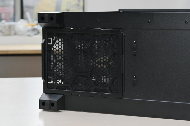 更可靠的中端机电组合，轻松升级高性能硬件，风行者DF700配NE850开箱体验