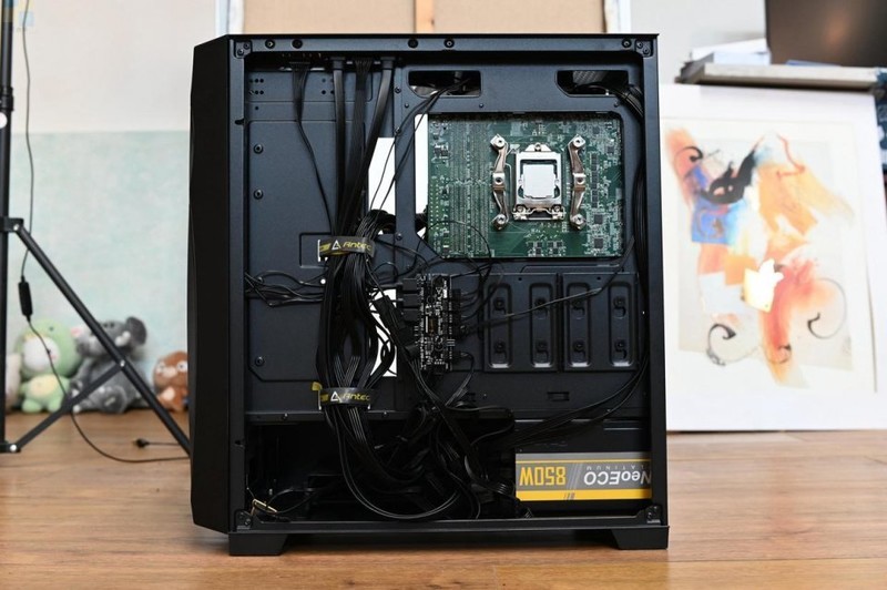 更可靠的中端机电组合，轻松升级高性能硬件，风行者DF700配NE850开箱体验