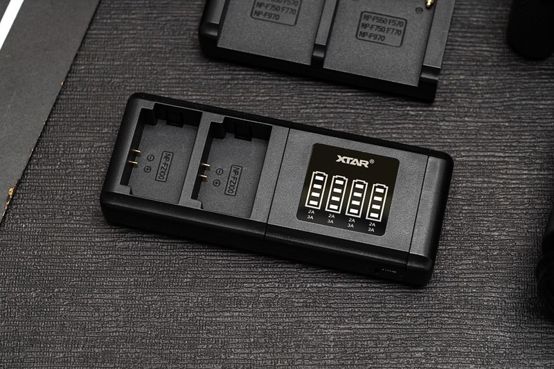 摄影那点事儿：实用配件分享，XTAR SN4相机电池模块化充电器体验