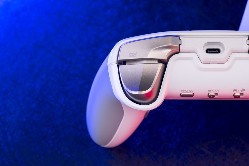 明明可以挤牙膏，非要创新，北通宙斯智能手柄快速上手