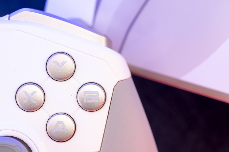 明明可以挤牙膏，非要创新，北通宙斯智能手柄快速上手