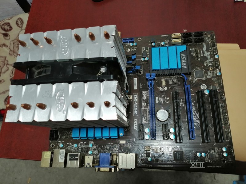 幻影的爱妻3770k旧主机，压轴戏，显卡插主板，合奏一曲《鲁大师跑分》