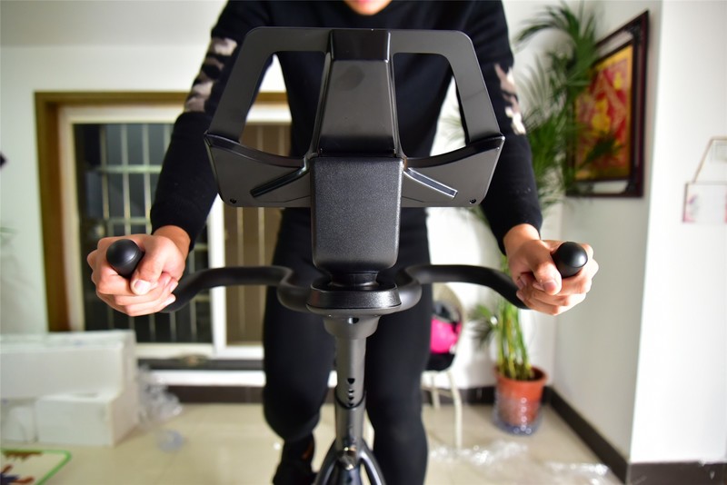 野小兽S1单车体验记：冬天锻炼有教练是何感受？