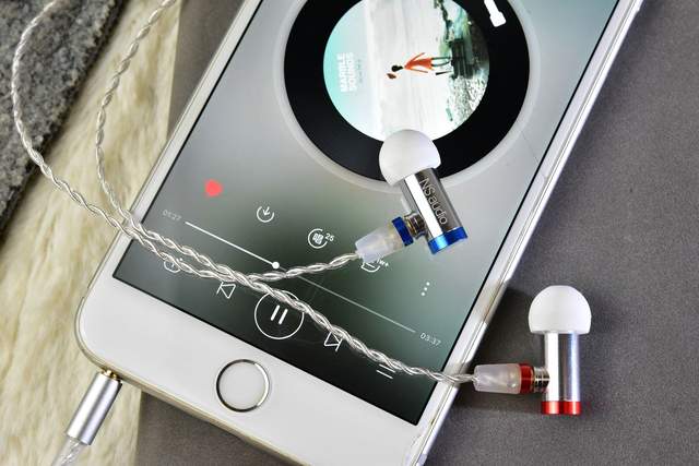 HIFI烧友眼里的哈曼曲线真的那么神奇吗？自然声NS0耳机评测