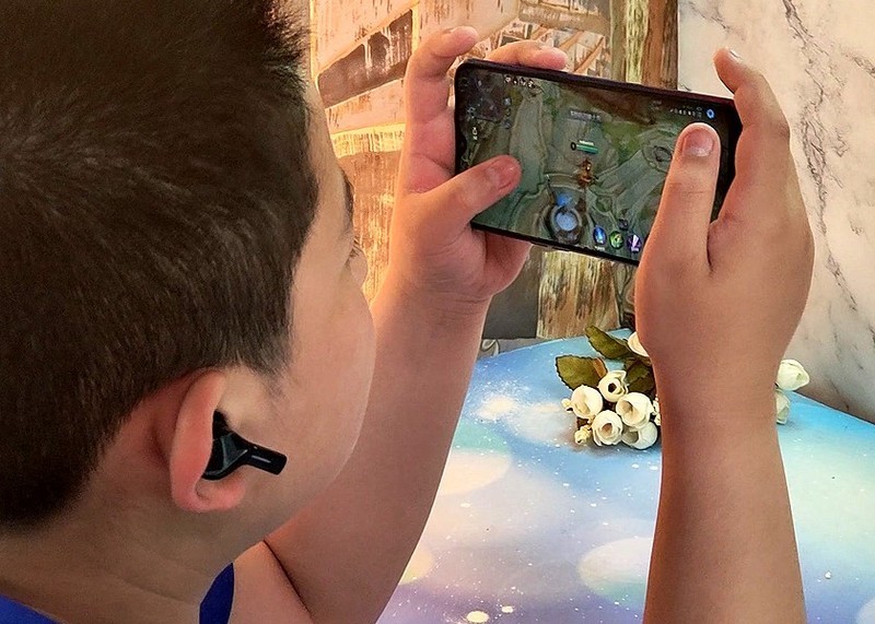 佩戴舒适，音乐随行，HGL TECH T12 真无线蓝牙耳机