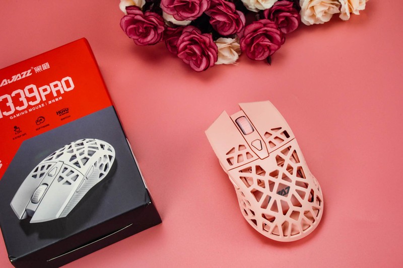 有了这个有颜值，定位精准的鼠标，不怕老婆不喜欢