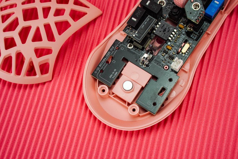 有了这个有颜值，定位精准的鼠标，不怕老婆不喜欢