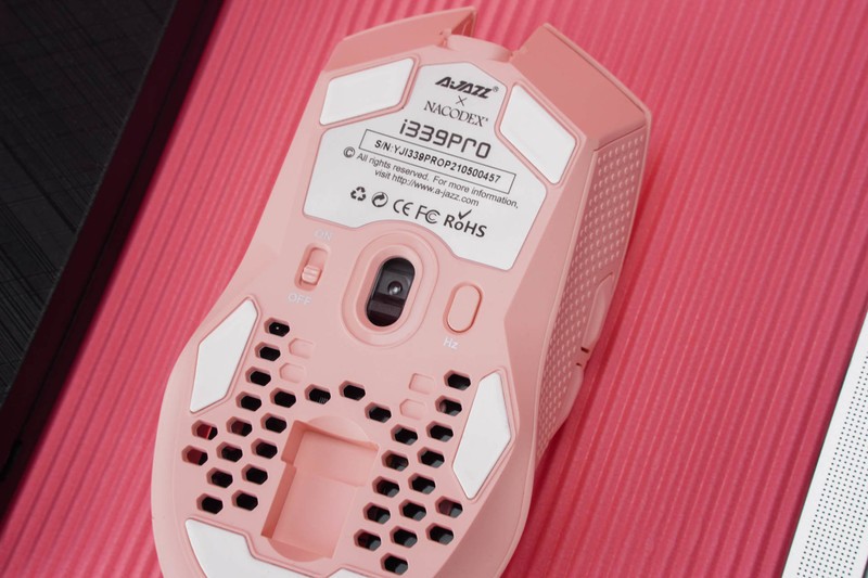 有了这个有颜值，定位精准的鼠标，不怕老婆不喜欢