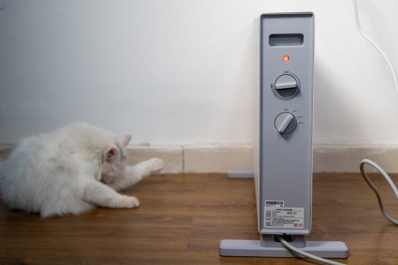 只需5秒，赶走阴冷寒风，迎来温暖热浪，云米对流电暖器体验