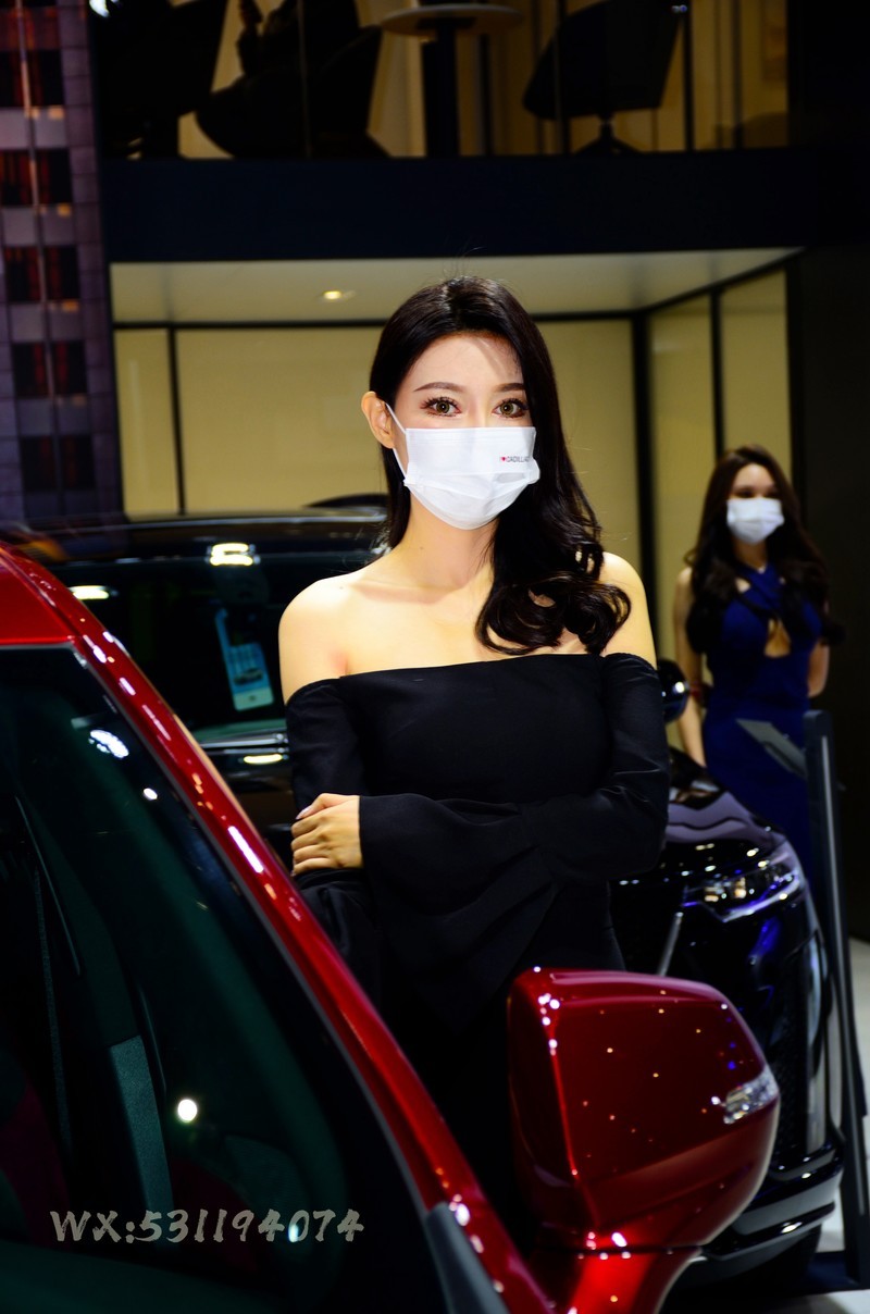 【原创】郑州国际车站---大红旗真香+人像篇（D7000+18-140、50 1.8D）