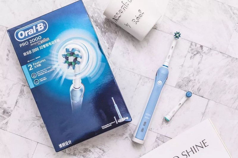 个护师赵秋：电动牙刷哪个牌子好？五大电动牙刷推荐！