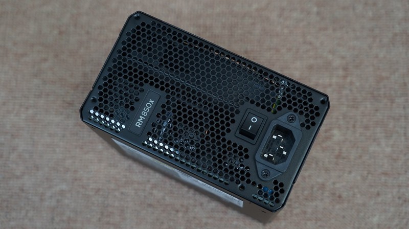 离“臭打游戏的”更近一步？耕升RTX3070Ti 炫光 OC评测及装机分享