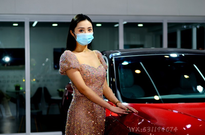 【原创】郑州国际车站---大红旗真香+人像篇（D7000+18-140、50 1.8D）