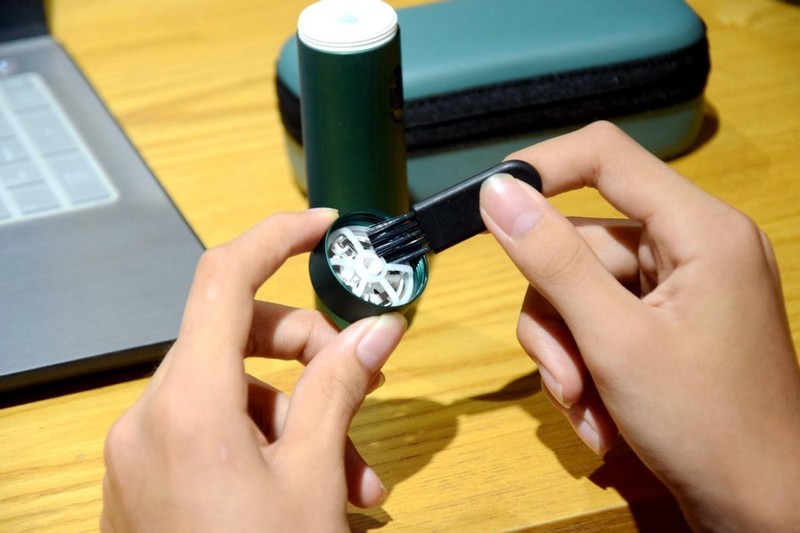 柔性贴合，比博朗更适合出门携带，须眉剃须刀T3探索家体验