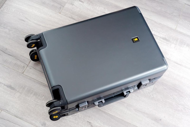 地平线8号行李箱评测：高端大气上档次，商务出行好搭档
