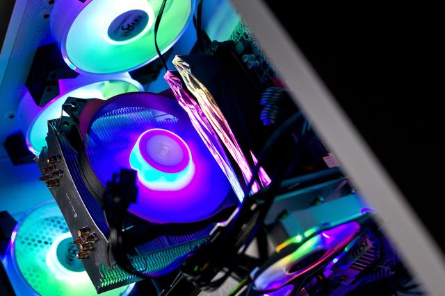 RTX20系列不香了？国庆抄底入手RTX2060s+金河田金牌A+650W