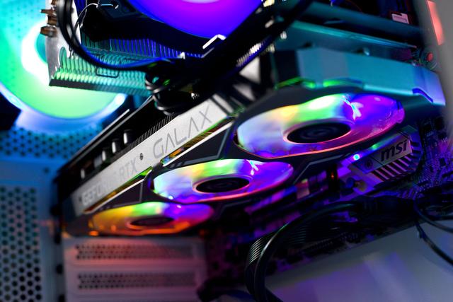 RTX20系列不香了？国庆抄底入手RTX2060s+金河田金牌A+650W