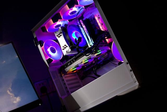 RTX20系列不香了？国庆抄底入手RTX2060s+金河田金牌A+650W