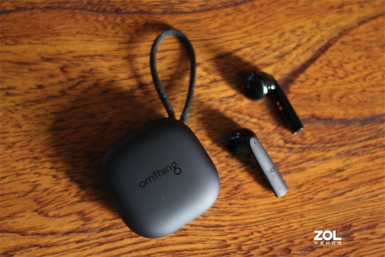 将美好的声音传递给大众 来自omthing AirFree Pods