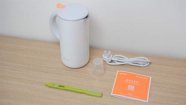 豆浆果汁在家喝！天猫精灵妙物格丽思豆浆机评测：一机多用很实在