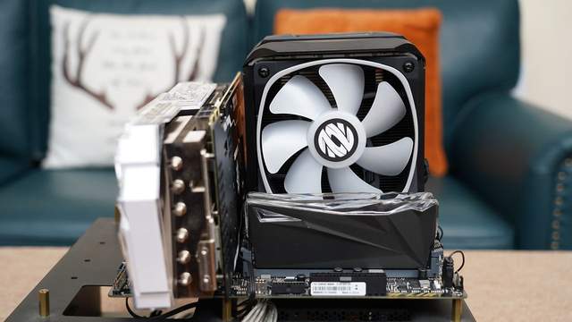 非折腾党的好选择之一，华硕B660M重炮手WIFI D4评测及装机体验