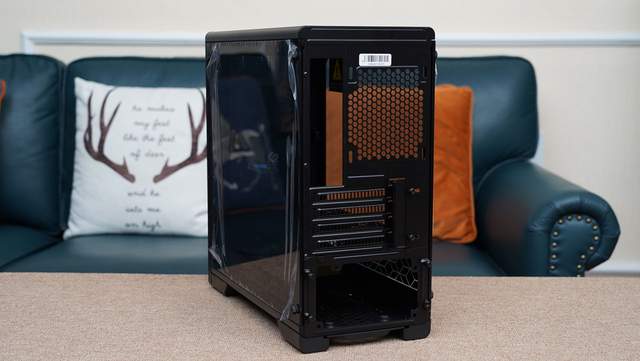 非折腾党的好选择之一，华硕B660M重炮手WIFI D4评测及装机体验