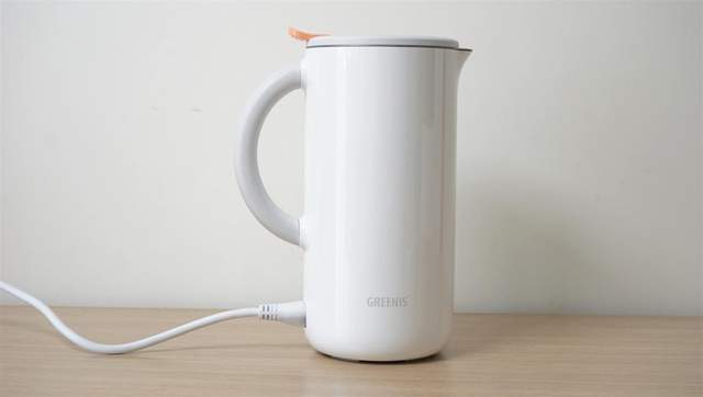 豆浆果汁在家喝！天猫精灵妙物格丽思豆浆机评测：一机多用很实在