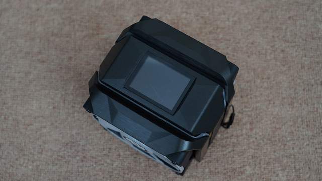 非折腾党的好选择之一，华硕B660M重炮手WIFI D4评测及装机体验