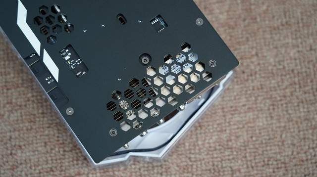 非折腾党的好选择之一，华硕B660M重炮手WIFI D4评测及装机体验