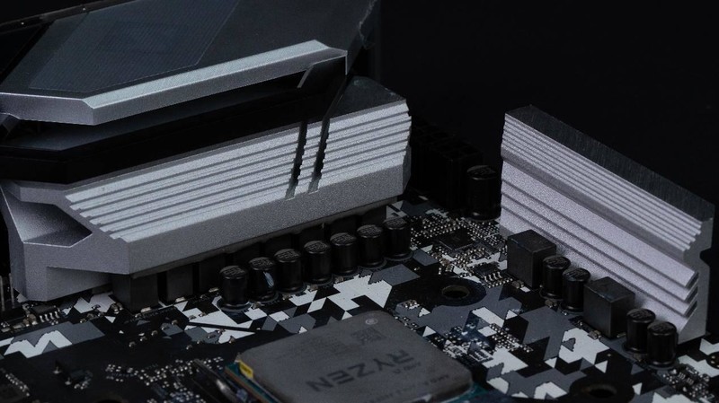 公版RTX 3080装机作业，RTX 2080Ti FE/RTX 3080 FE对比测试