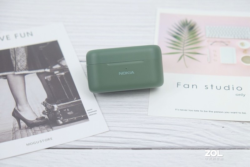 入场虽晚，但胜在做工扎实，诺基亚E3200耳机评测分享