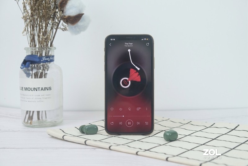 入场虽晚，但胜在做工扎实，诺基亚E3200耳机评测分享