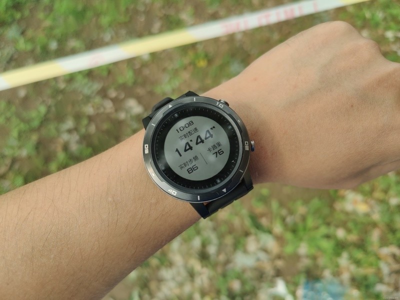 新手也能用的专业运动手表，还支持轨迹记录，咕咚X3-RE体验