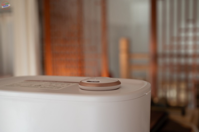 好香的加湿器，营造更加温和水润呼吸环境，七彩叮当香薰加湿器上手