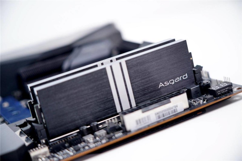 装机小分享，Z490+RTX3070，通吃3A大作，以后我不会害怕掉帧了！