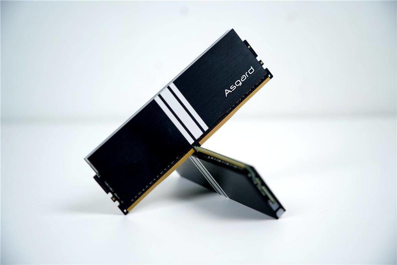 装机小分享，Z490+RTX3070，通吃3A大作，以后我不会害怕掉帧了！