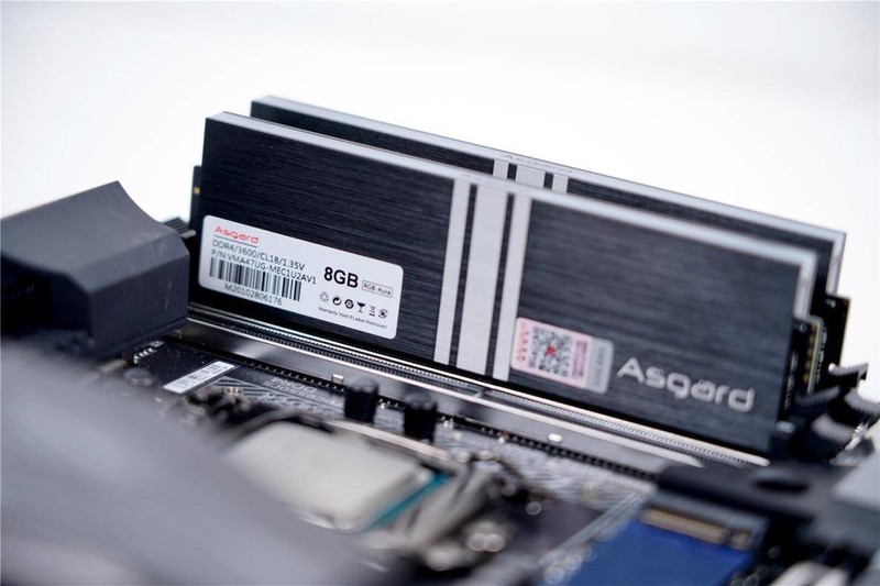 装机小分享，Z490+RTX3070，通吃3A大作，以后我不会害怕掉帧了！