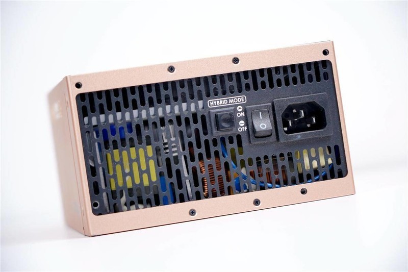 装机小分享，Z490+RTX3070，通吃3A大作，以后我不会害怕掉帧了！