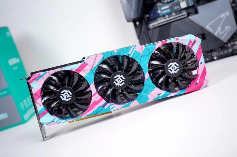 装机小分享，Z490+RTX3070，通吃3A大作，以后我不会害怕掉帧了！