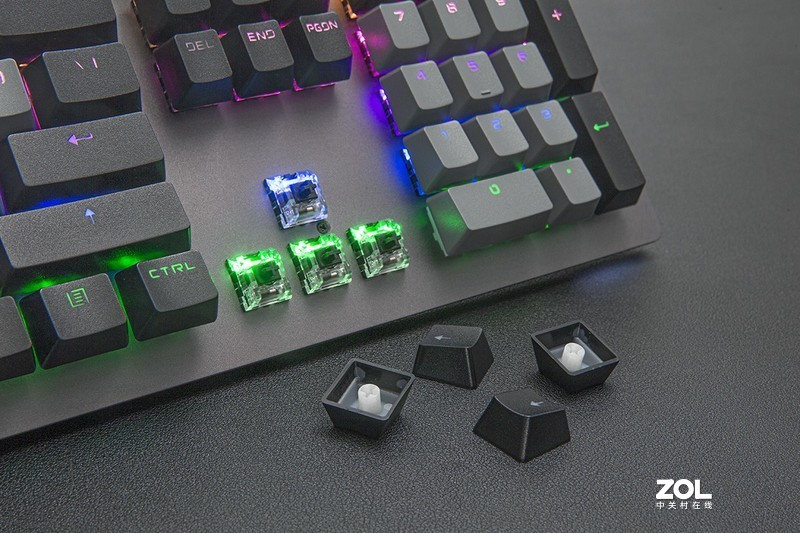 全键可编程、拼色键盘、七彩背光，这样的百元级机械键盘你爱吗？