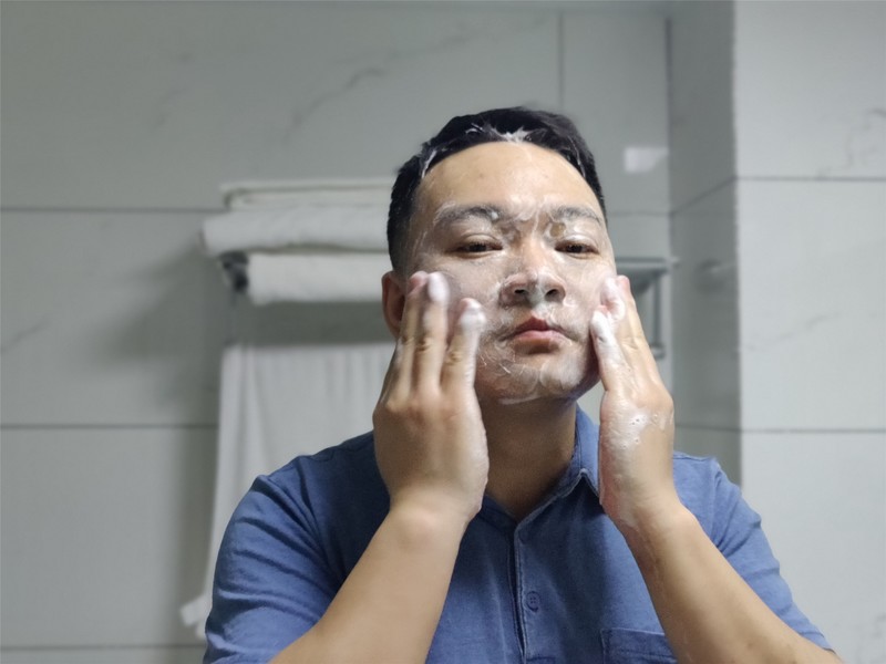 小米上架珂岸男士护肤三件套，199元洁面保湿控油一步到位